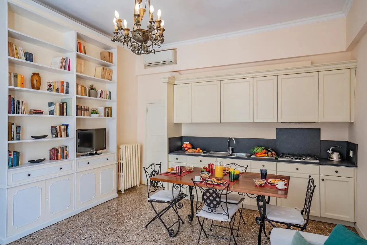 Ca' Grassi 2 Charming Balcony Apartman Velence