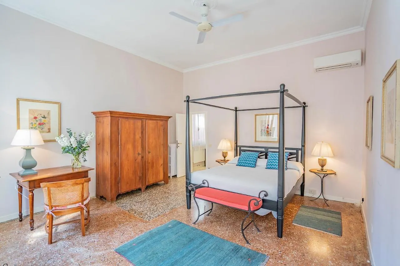 Ca' Grassi 2 Charming Balcony Apartman Velence